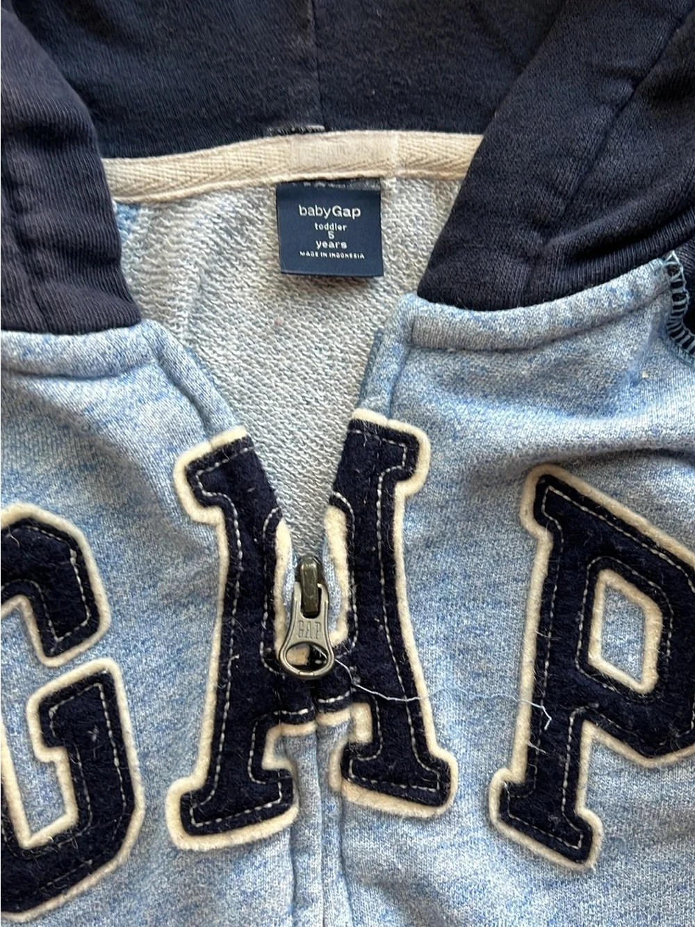 GAP Kids Hoodies bundle in Gray, Navy & Blue New and ECU Size Small & 5